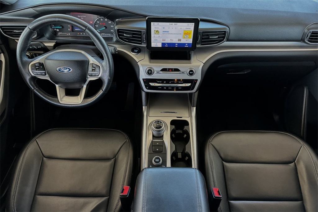 2022 Ford Explorer XLT photo 19