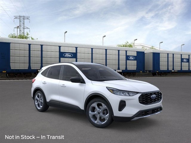 2025 Ford Escape ST-Line photo 4