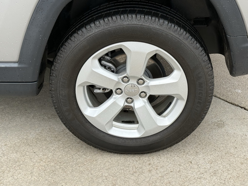 2019 Jeep Compass Latitude photo 4