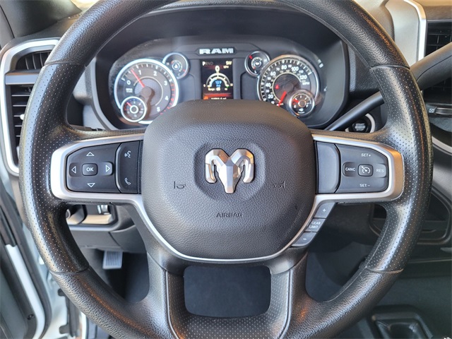 2024 Ram 3500 SLT photo 26