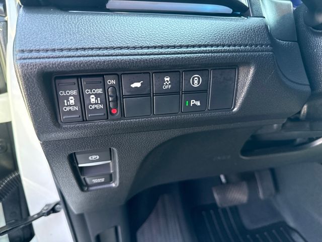 2023 Honda Odyssey Elite photo 13