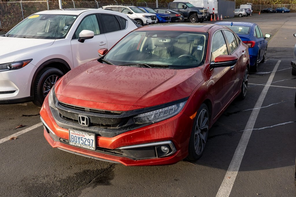 2019 Honda Civic Touring photo 3