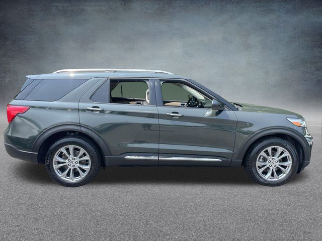 2022 Ford Explorer Limited photo 2