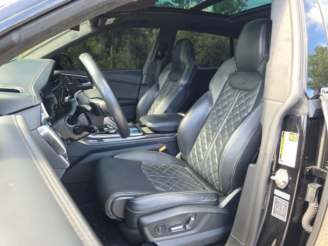 2022 Audi SQ8 Prestige photo 10