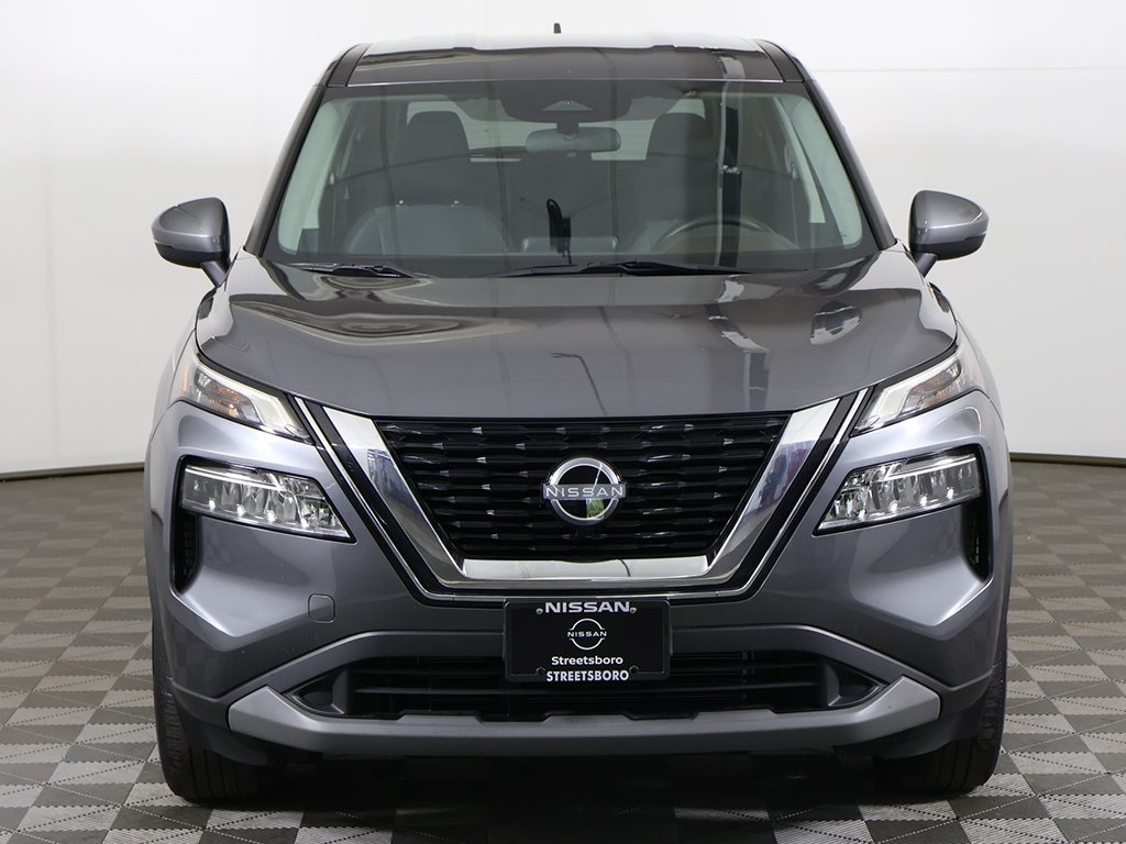 2022 Nissan Rogue SV photo 8