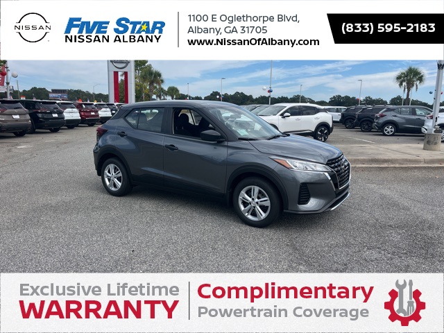 2025 Nissan KICKS PLAY Base's photo