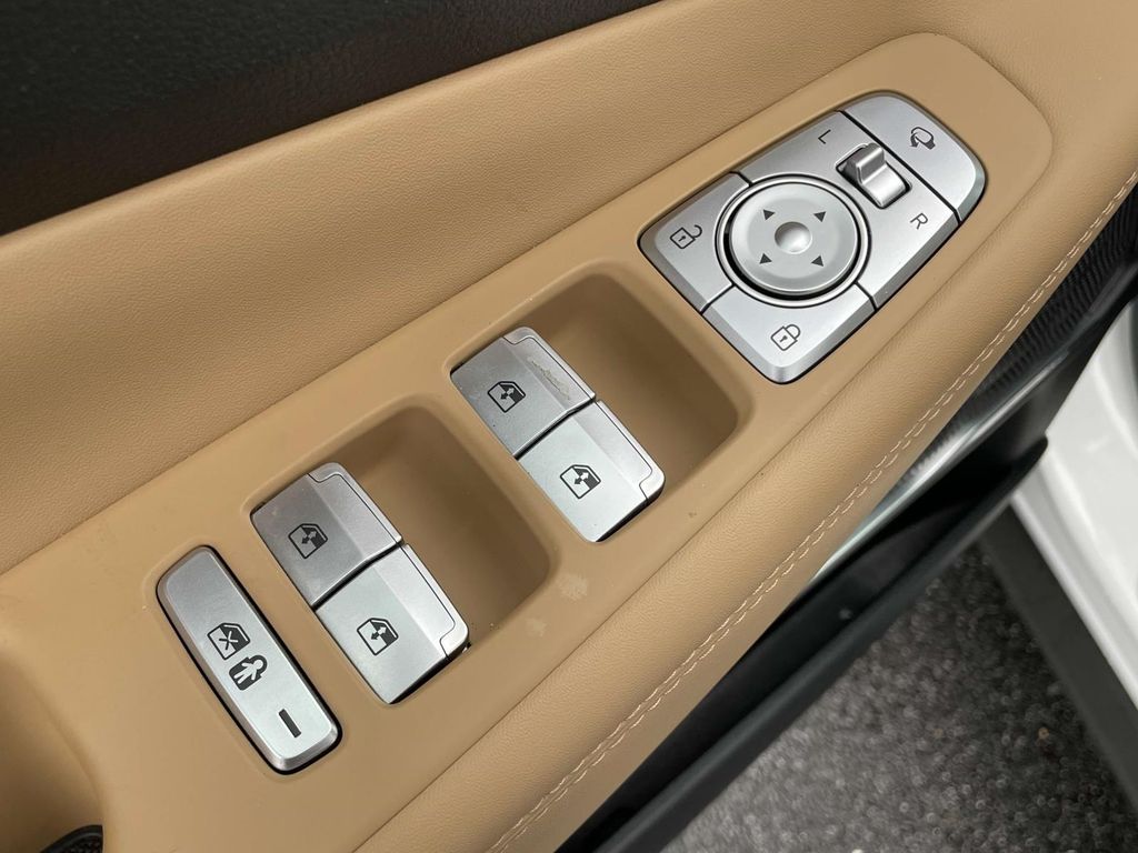 2023 Hyundai Santa Fe Calligraphy photo 4