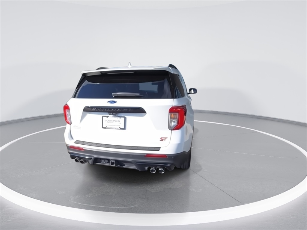 2023 Ford Explorer ST photo 6