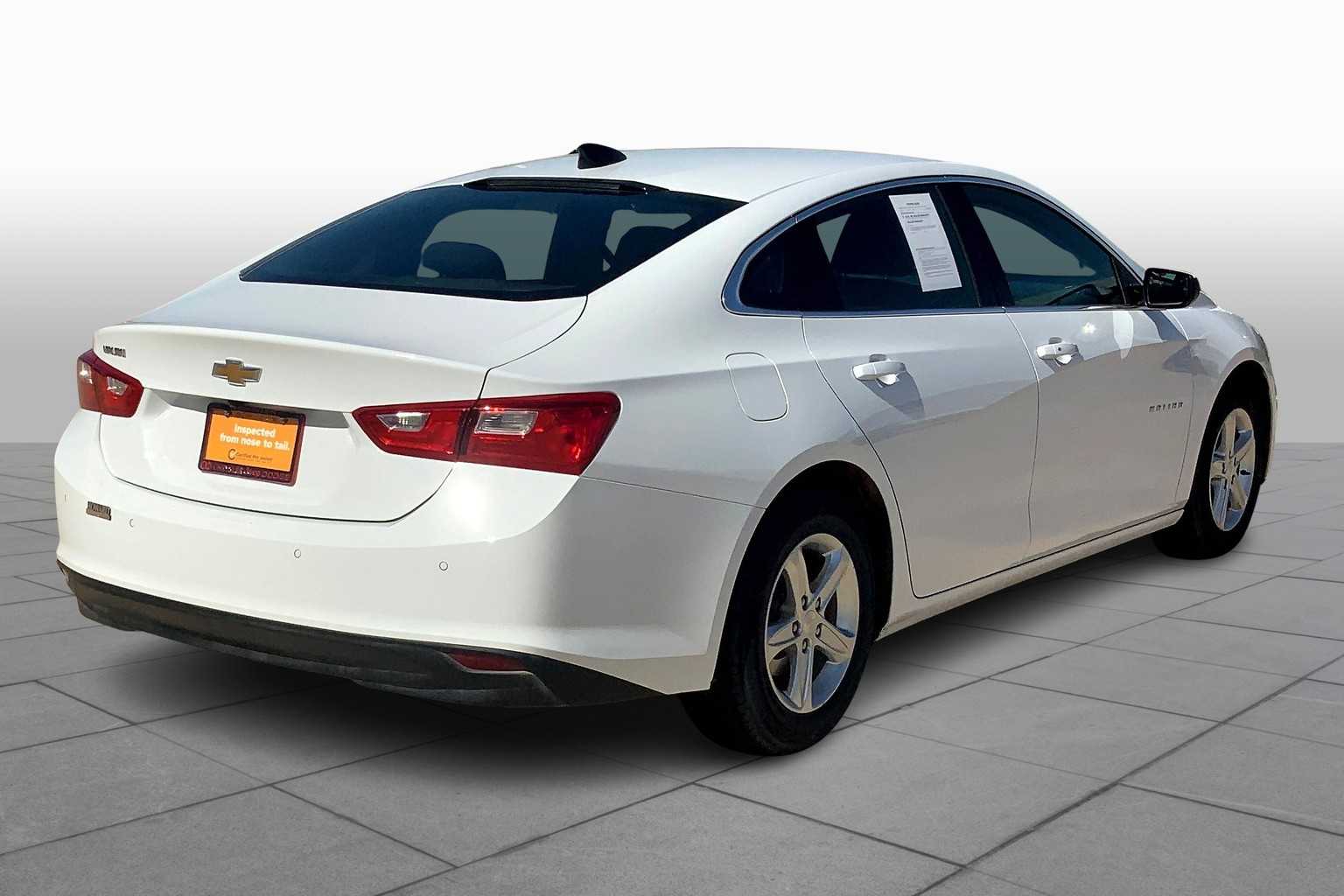 2024 Chevrolet Malibu LS photo 11