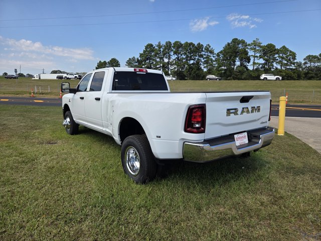 2026 Ram 3500 Tradesman photo 2