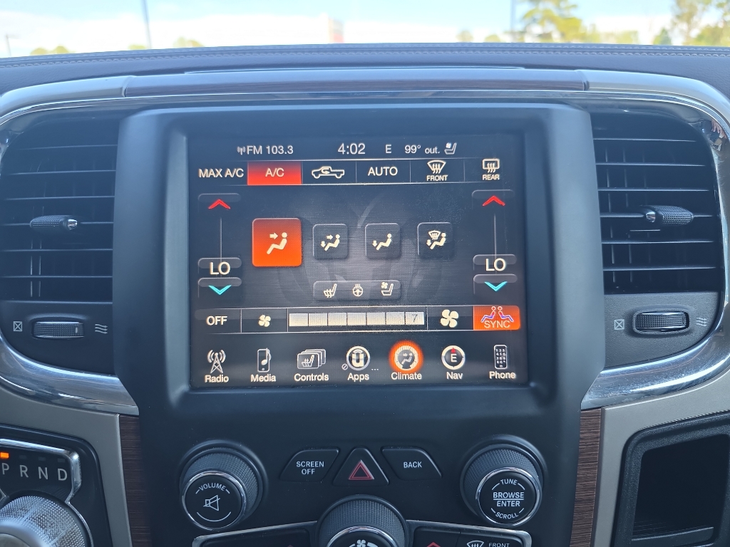 2017 Ram 1500 Laramie photo 14