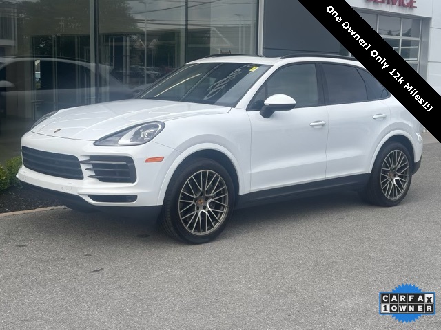 2023 Porsche Cayenne Base's photo