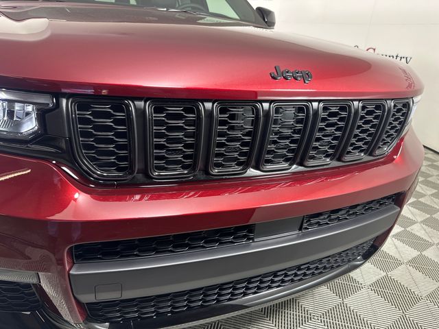 2025 Jeep Grand Cherokee Limited photo 5