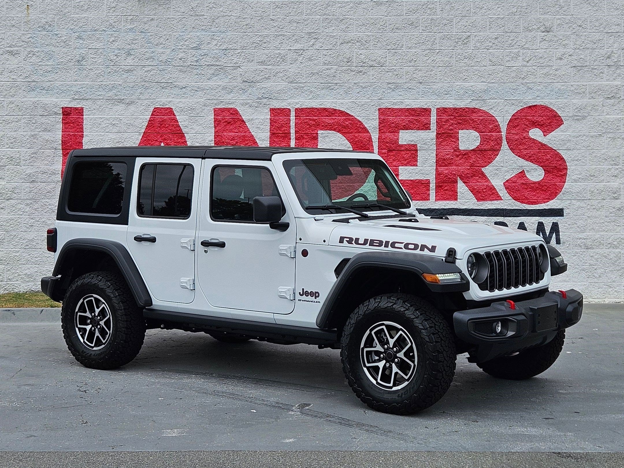 2025 Jeep Wrangler 4-Door Rubicon's photo