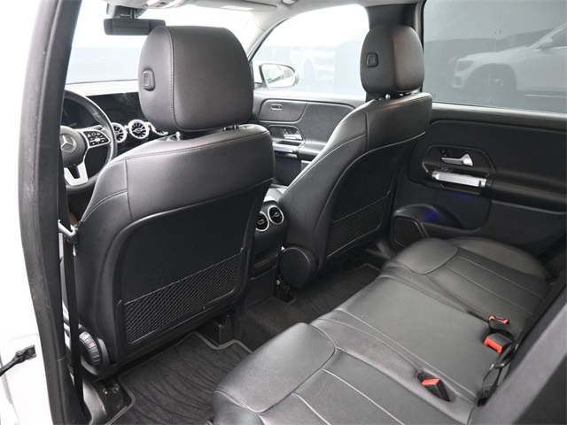 2022 Mercedes Benz GLB 250 photo 4