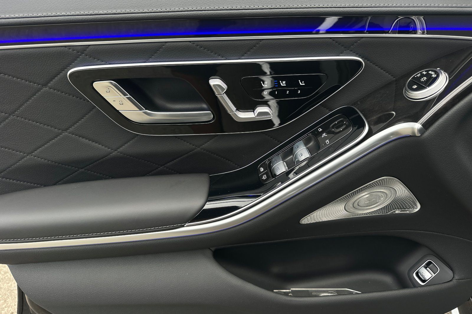 2026 Mercedes Benz S 580 4MATIC photo 18