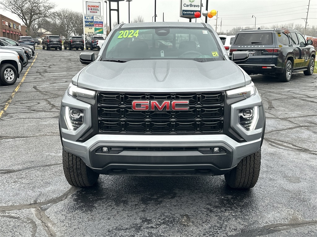 2024 GMC CANYON - Image 3