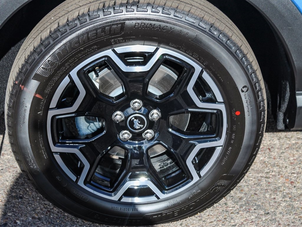 2025 Ford Bronco Sport Outer Banks photo 6