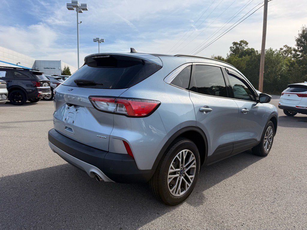 2022 Ford Escape SEL photo 3