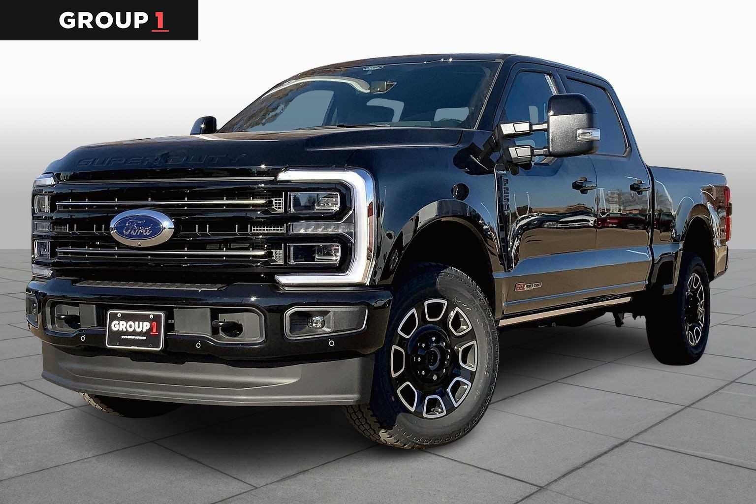2026 Ford F-250 Super Duty Platinum's photo