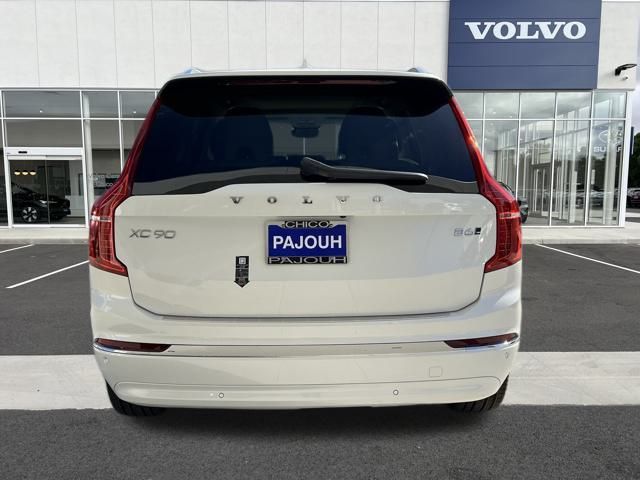 2025 Volvo XC90 photo 6