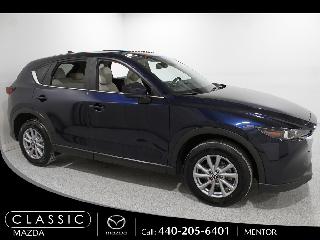 2023 Mazda CX-5 S Preferred package's photo