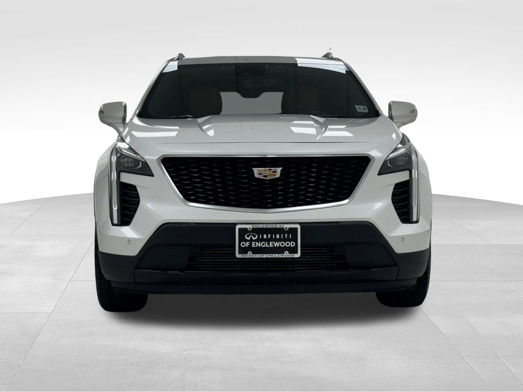 2020 Cadillac XT4 Sport photo 2