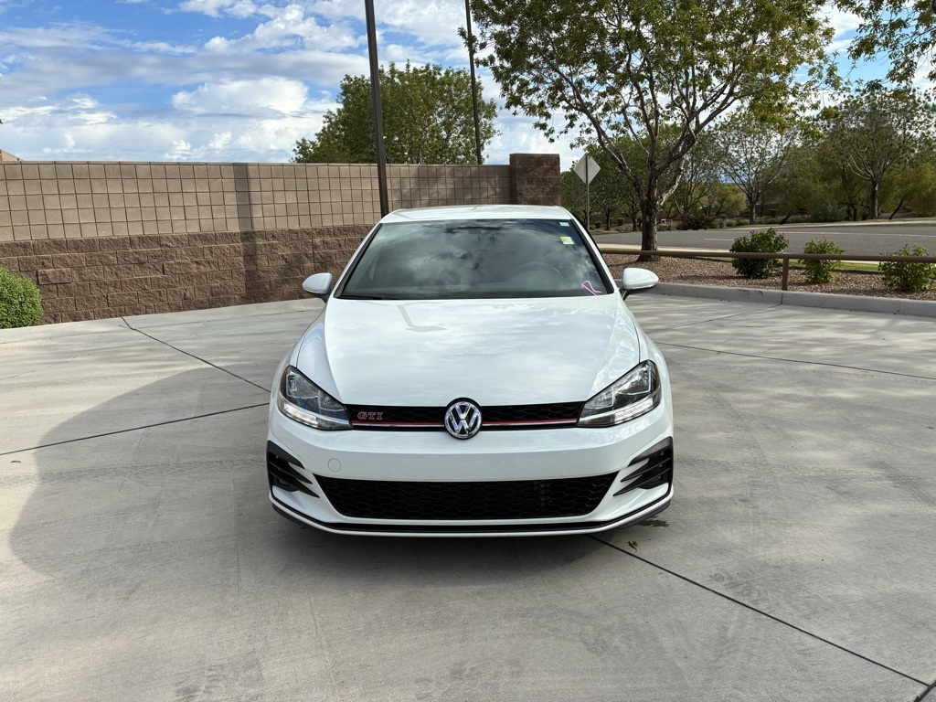 2019 Volkswagen Golf GTI S photo 3