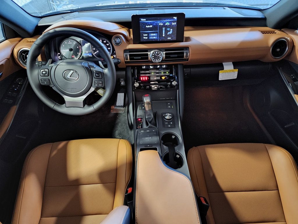 2025 Lexus IS 300 photo 28