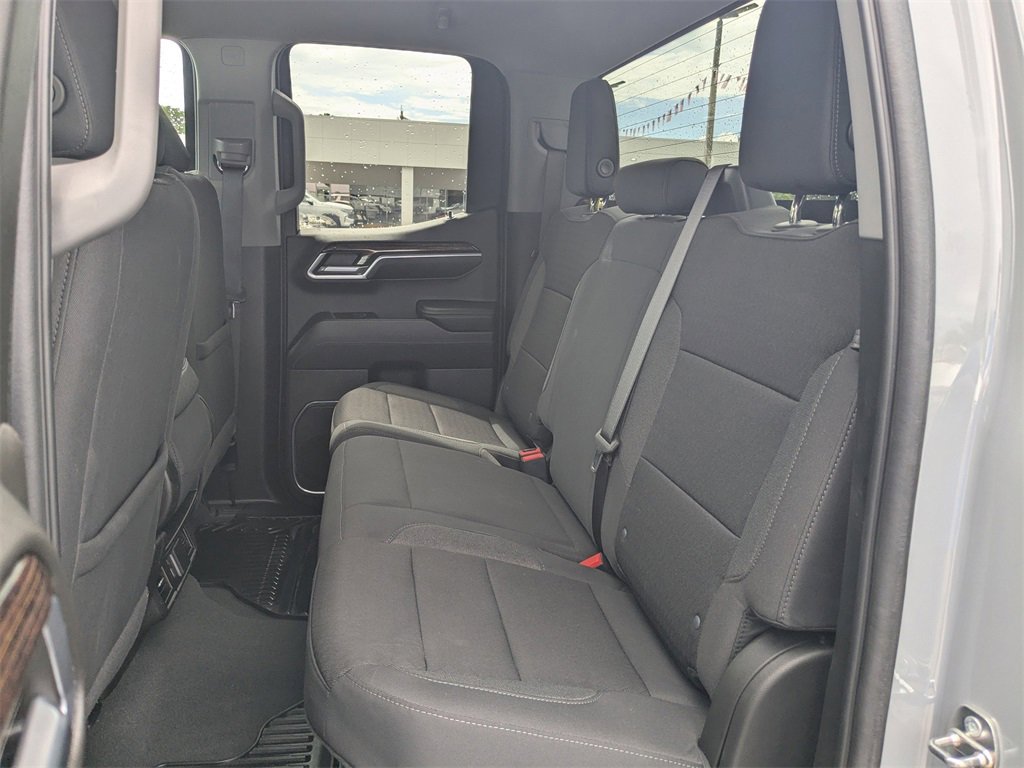 2024 Gmc Sierra 1500 SLE photo 14