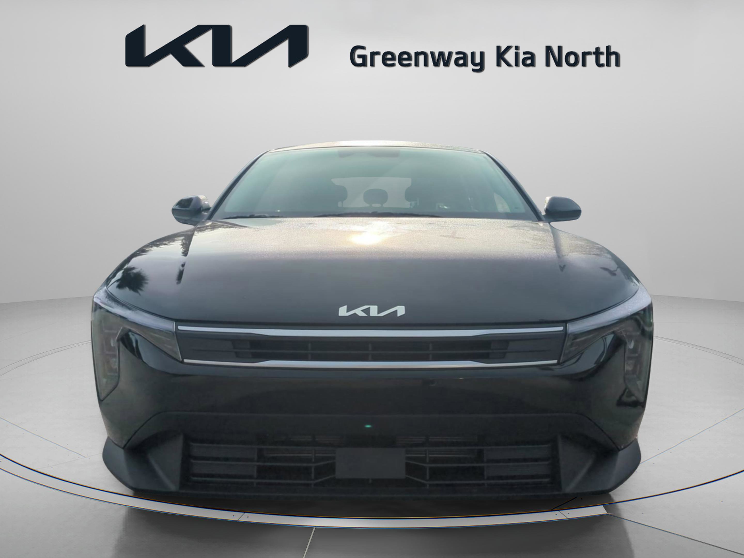 2025 Kia K4 LXS photo 2