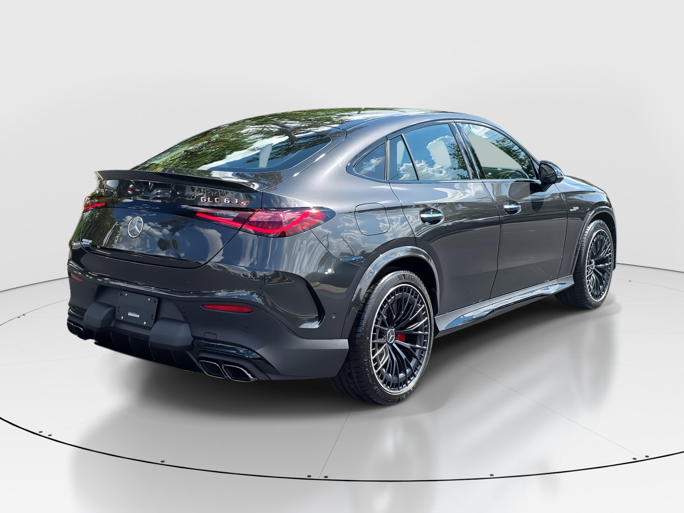 2025 Mercedes Benz GLC AMG photo 4