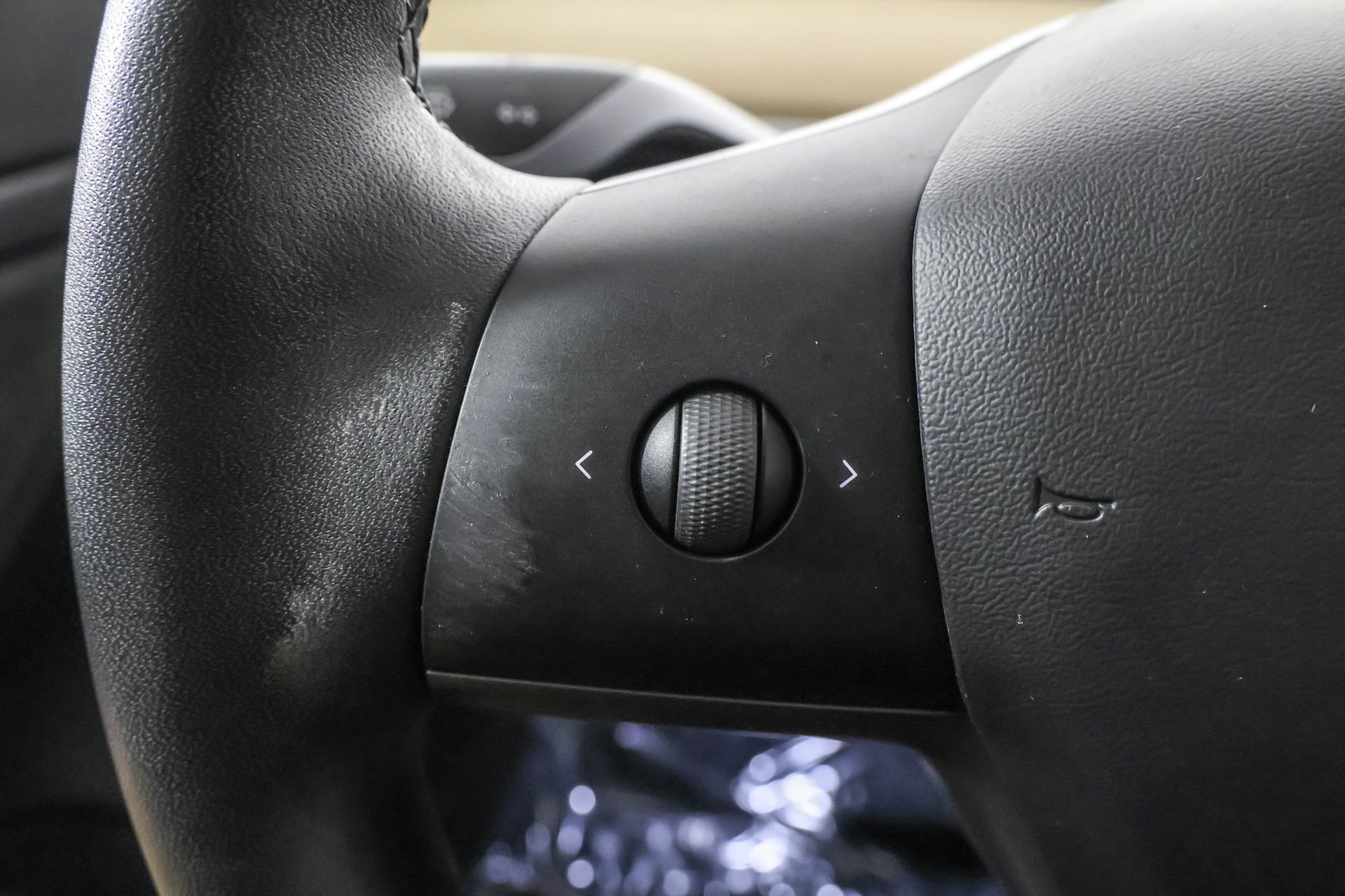 2019 Tesla Model 3 Long Range photo 12