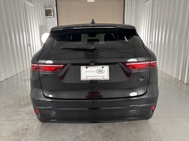 2026 Jaguar F-PACE P250 R-Dynamic S photo 8