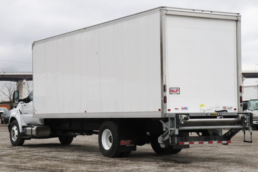 2026 Ford F-750 photo 3