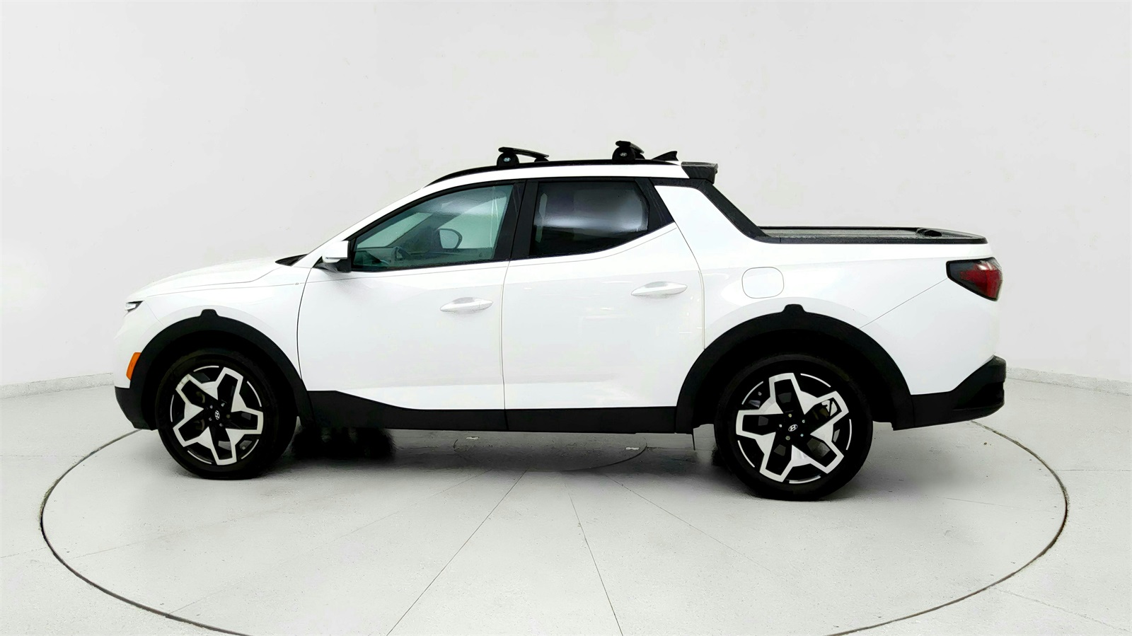 2023 Hyundai Santa Cruz Limited photo 3