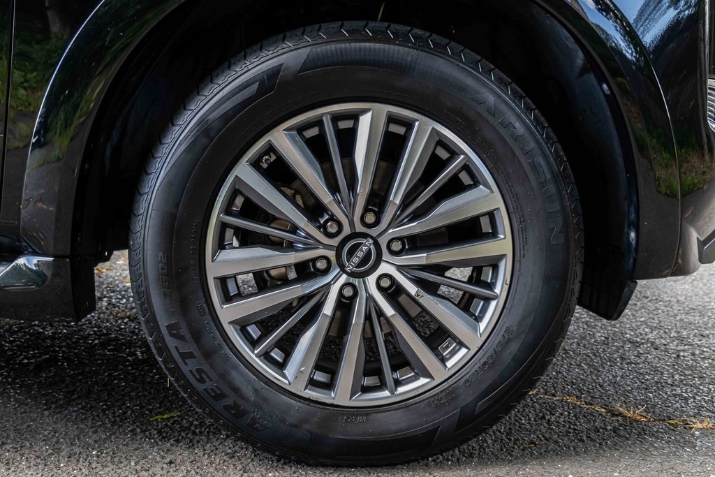 2023 Nissan Armada SL photo 27