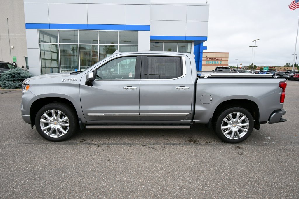 2024 Chevrolet Silverado 1500 High Country photo 4