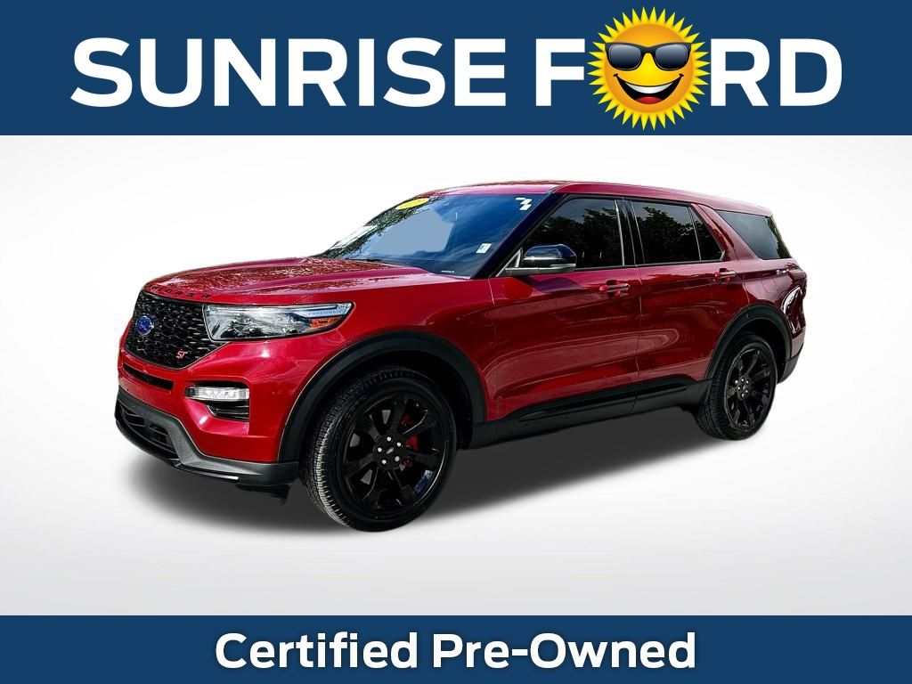 2021 Ford Explorer ST's photo