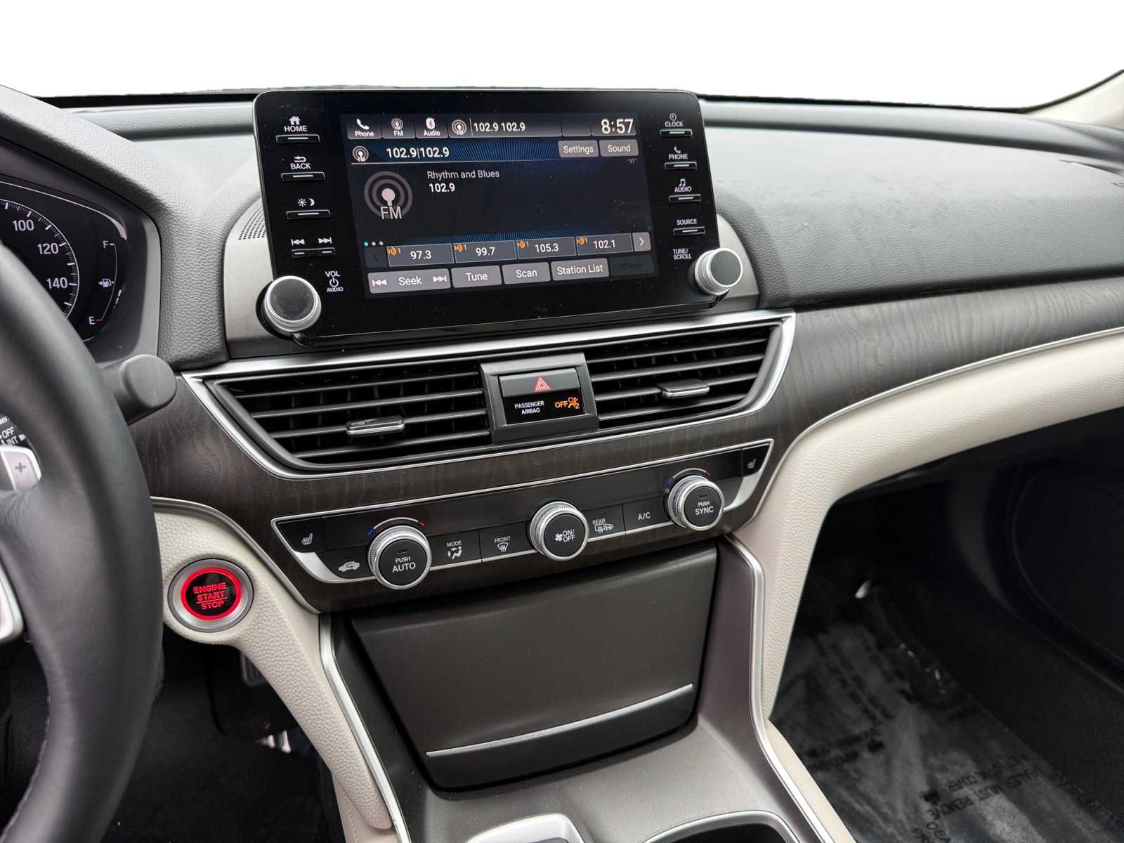 2019 Honda Accord EX-L 2.0T photo 12