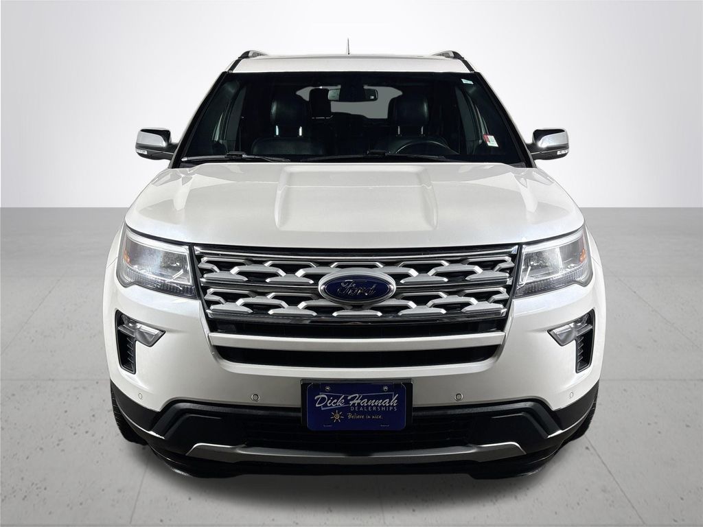 2019 Ford Explorer XLT photo 3