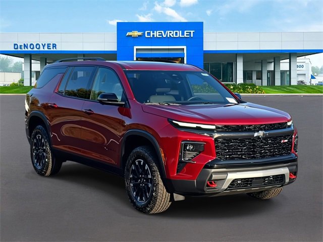 2026 Chevrolet Traverse Z71 photo 3