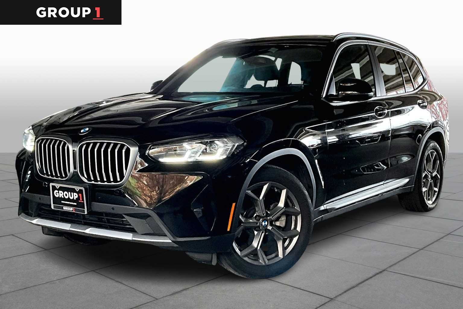 2023 BMW X3 30i's photo