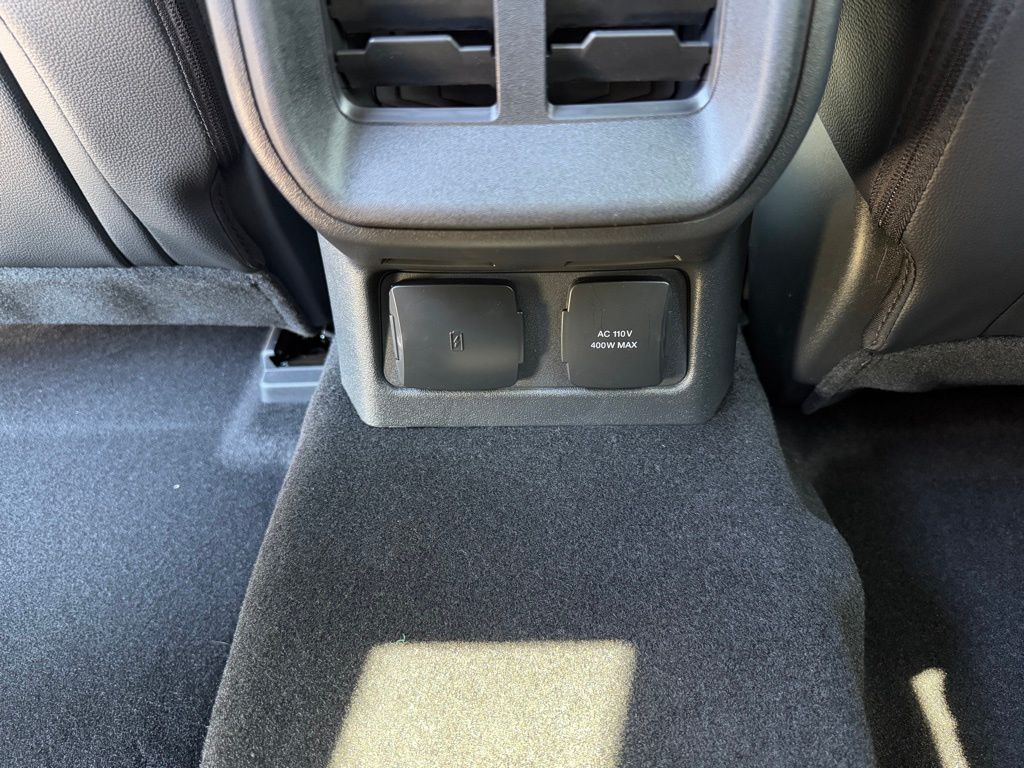 2025 Ford Bronco Outer Banks photo 13