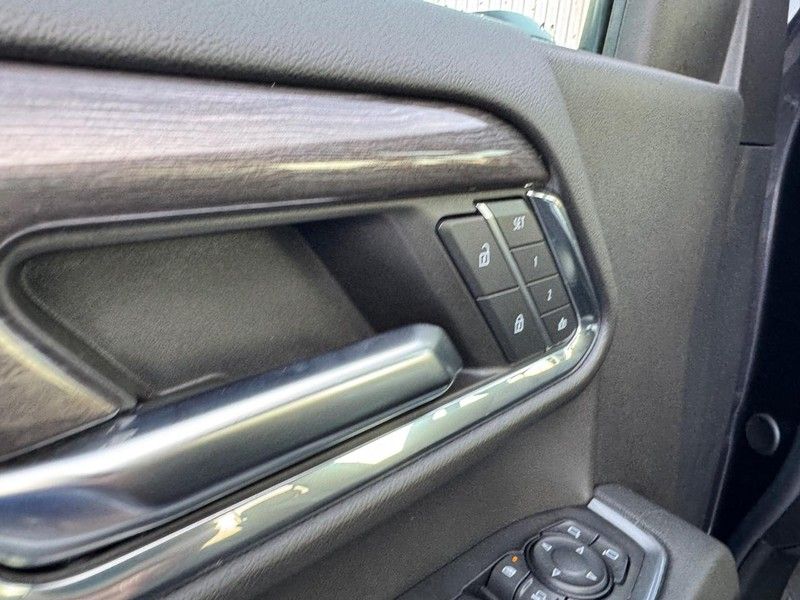 2024 Chevrolet Silverado 2500HD LTZ photo 17
