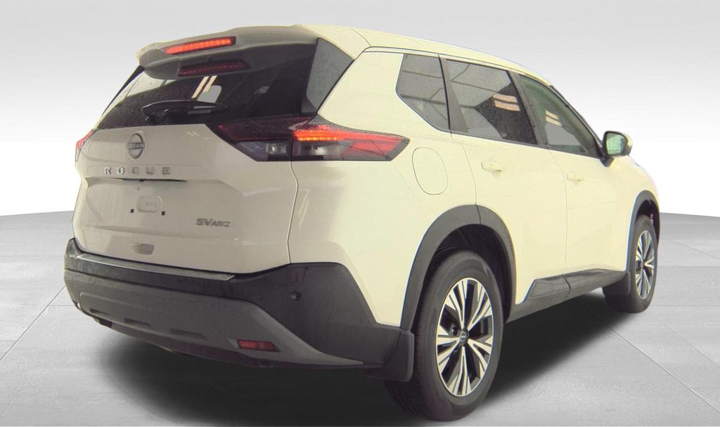 2022 Nissan Rogue SV AWD photo 2