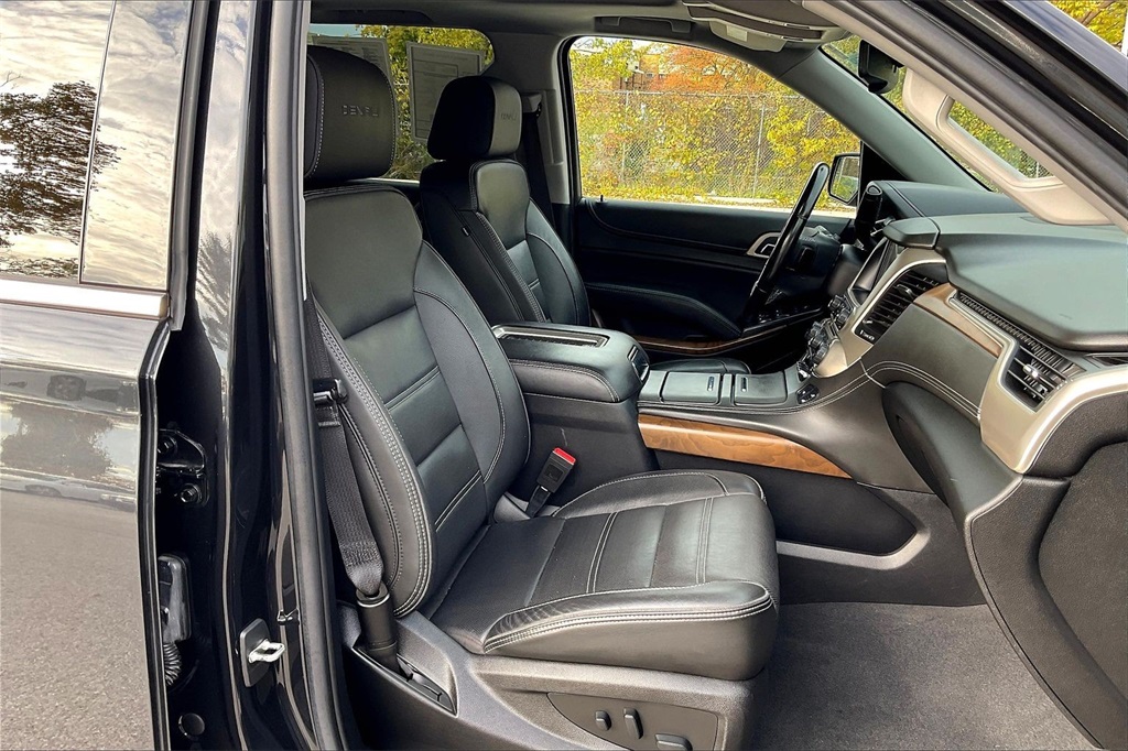 2020 Gmc Yukon XL Denali photo 4