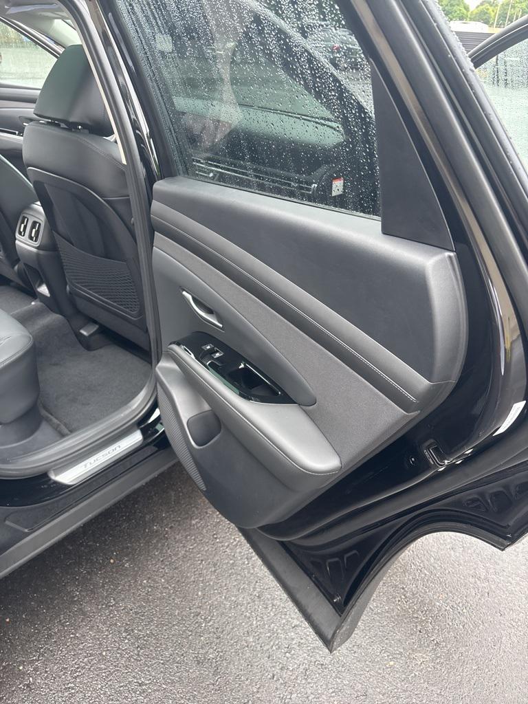 2025 Hyundai Tucson Hybrid Limited photo 6