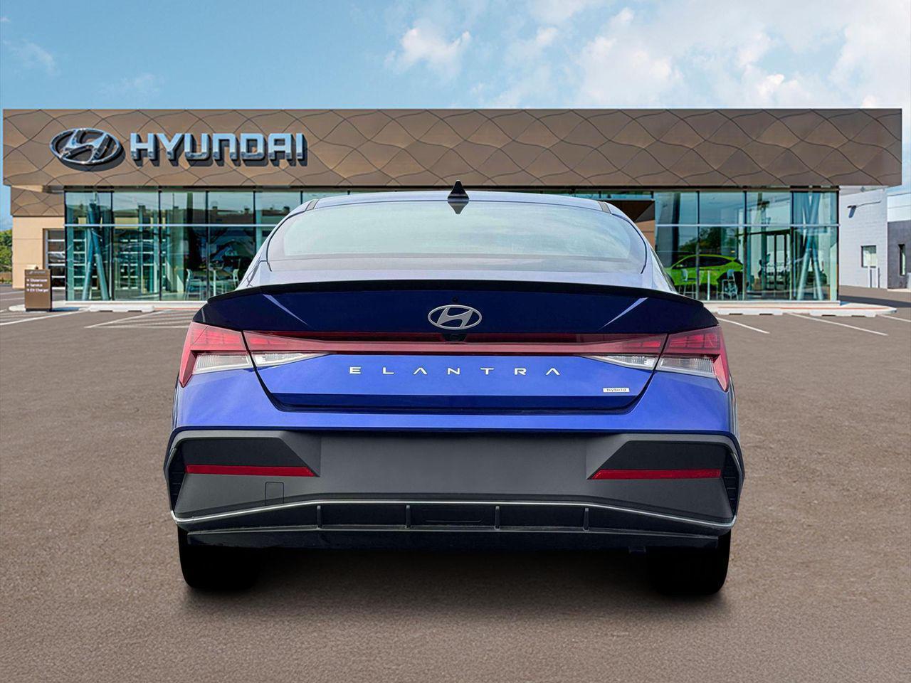 2025 Hyundai Elantra Hybrid SEL Sport photo 2