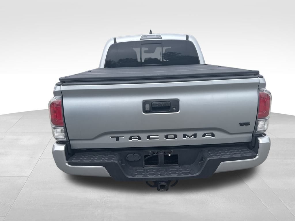 2023 Toyota Tacoma TRD Sport photo 4